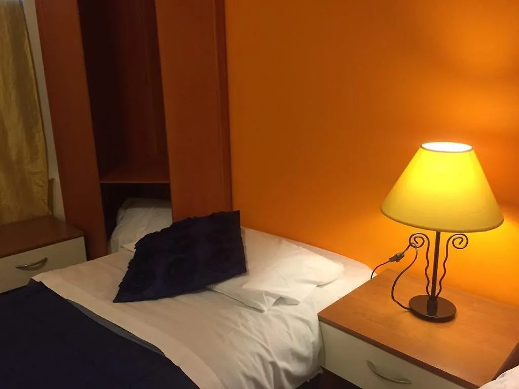Moon House B&B Cagliari 0*,