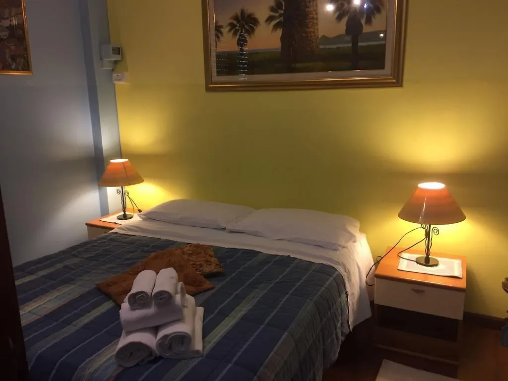 Bed & Breakfast Moon House B&B Cagliari