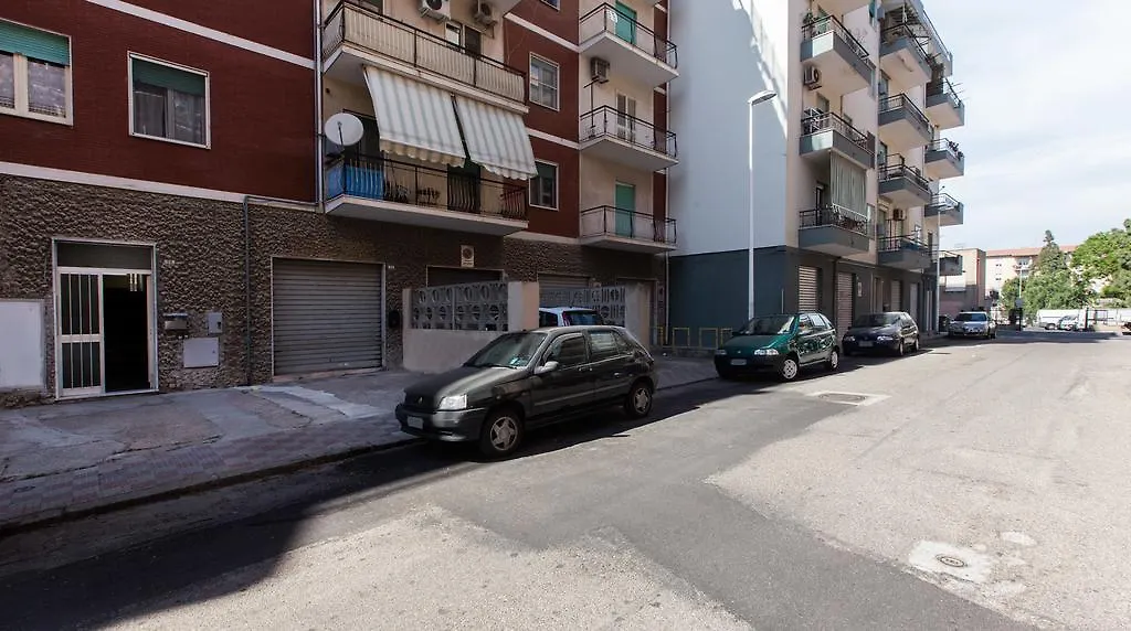 Bed & Breakfast Moon House B&B Cagliari